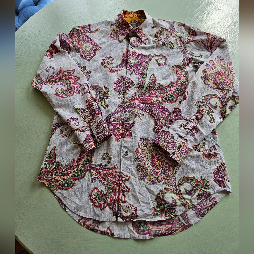 🔥Robert Graham classic Fit paisley shirt Sz S